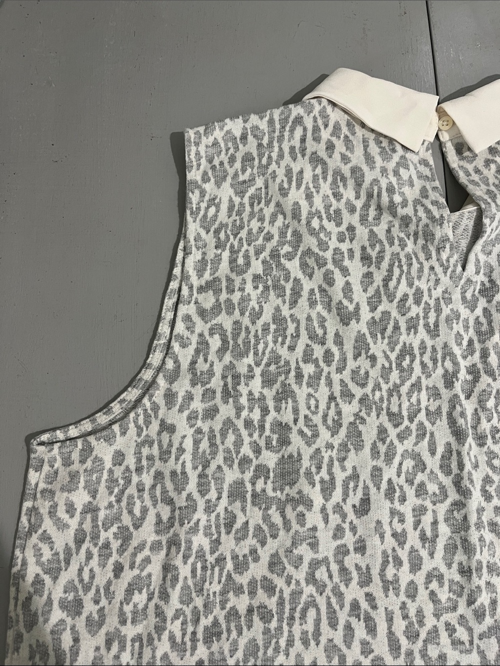 LOFT Sleeveless White Collar Leopard-Print Blouse with Ruffle Hem - White/Grey - Picture 12 of 14